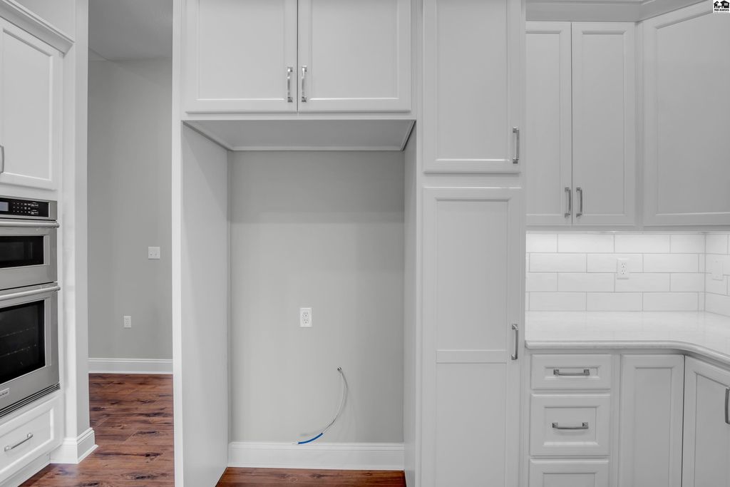 924 Veranda Circle
