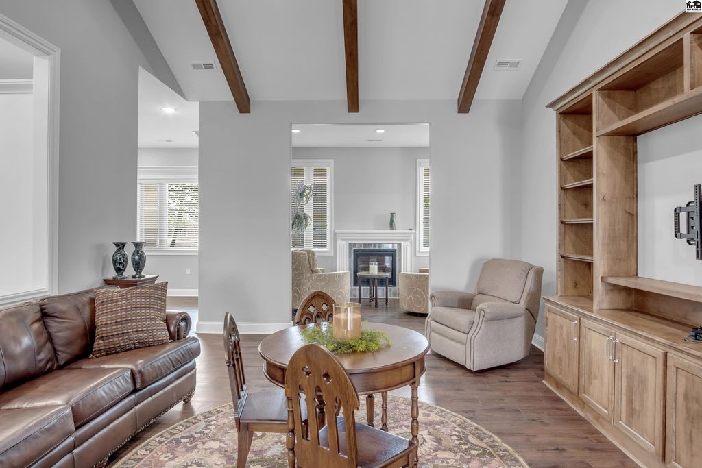 924 Veranda Cir