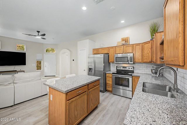 6610 E UNIVERSITY Drive 123, Mesa, AZ 85205