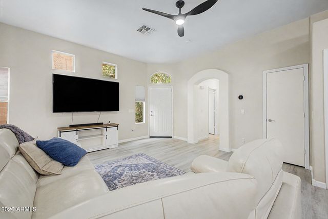 6610 E UNIVERSITY Drive 123, Mesa, AZ 85205