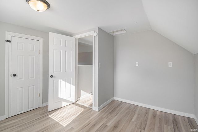 911 S Laurel Street, Mishawaka, IN 46544