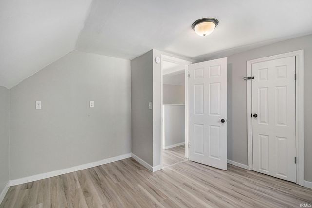 911 S Laurel Street, Mishawaka, IN 46544