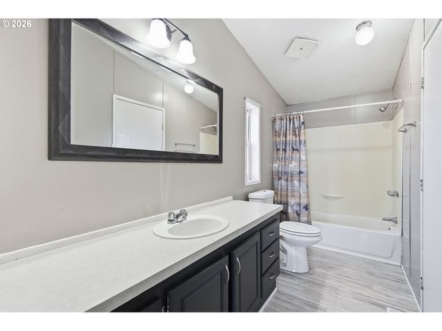 13517 Se PARDEE Dr, Portland, OR 97236