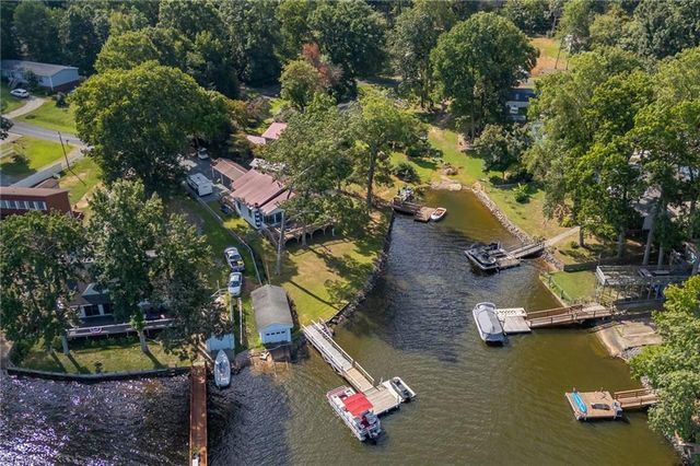 309 Shoreline Drive, Lexington, NC 27292