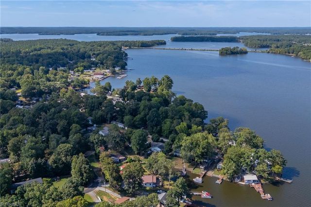 309 Shoreline Drive, Lexington, NC 27292