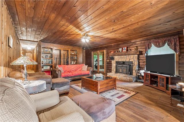 1060 Russell Hill Road NW, Sugar Valley, GA 30746