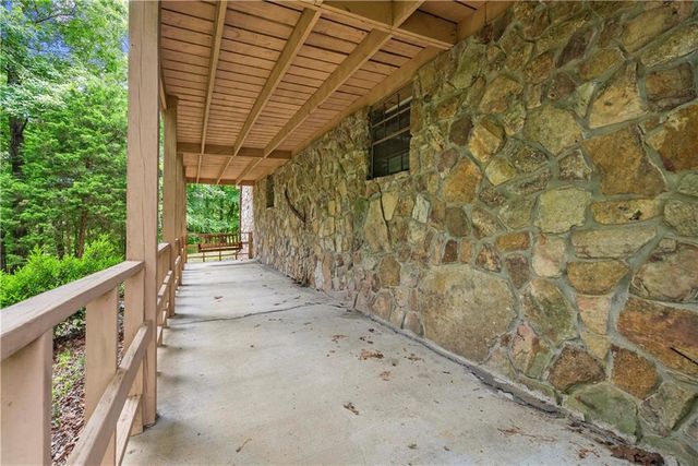 1060 Russell Hill Road NW, Sugar Valley, GA 30746
