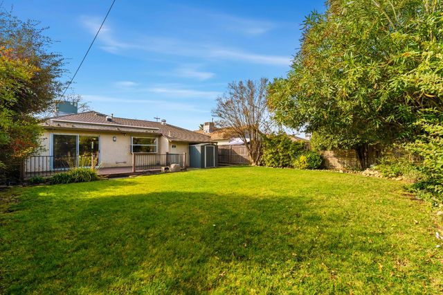 1620 Portsmouth Ave, West Sacramento, CA 95691