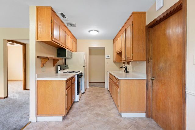 1620 Portsmouth Ave, West Sacramento, CA 95691