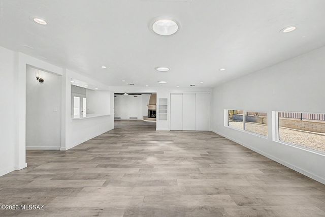 8546 E Pine Valley Drive, Tucson, AZ 85710
