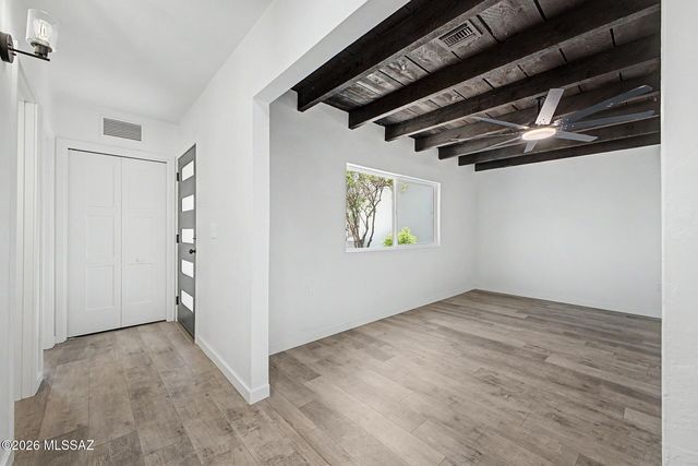 8546 E Pine Valley Drive, Tucson, AZ 85710