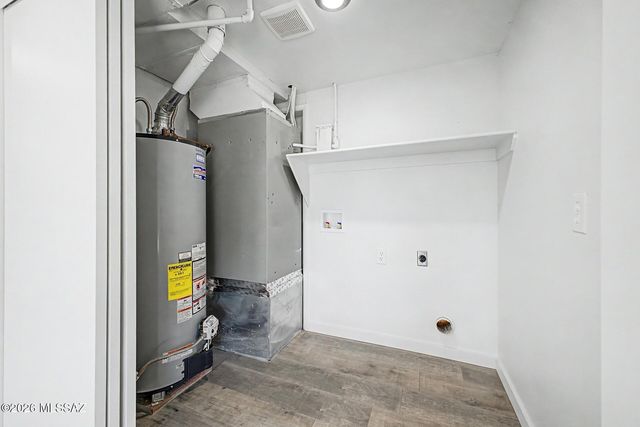 8546 E Pine Valley Drive, Tucson, AZ 85710