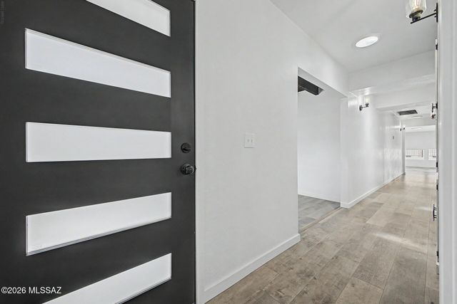 8546 E Pine Valley Drive, Tucson, AZ 85710