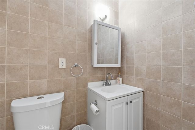 706 E Palmer, Compton, CA 90221