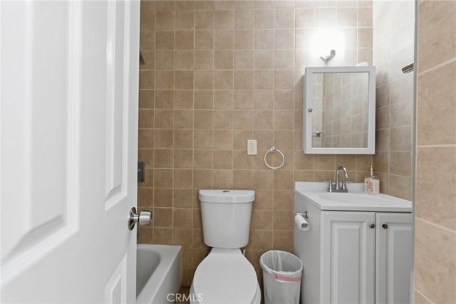 706 E Palmer, Compton, CA 90221