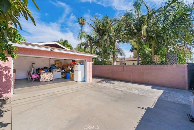 706 E Palmer, Compton, CA 90221