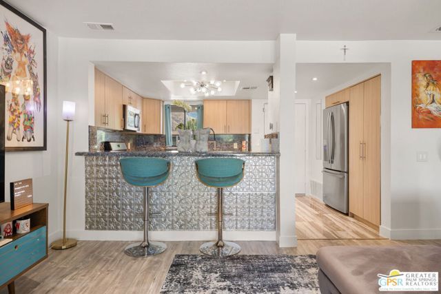 2083 N Via Miraleste 822, Palm Springs, CA 92262