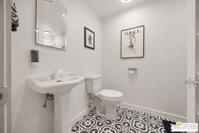 2083 N Via Miraleste 822, Palm Springs, CA 92262