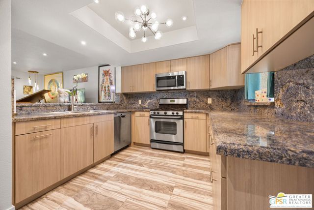 2083 N Via Miraleste 822, Palm Springs, CA 92262