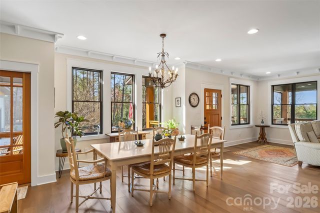 1267 Ten Whigs Ridge, Nebo, NC 28761