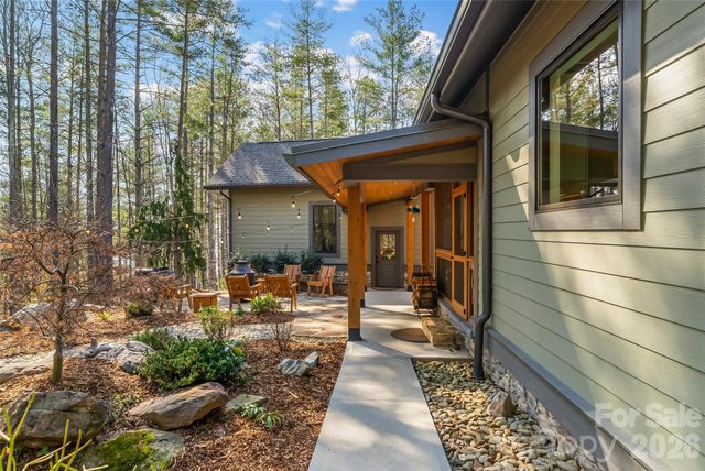 1267 Ten Whigs Ridge, Nebo, NC 28761