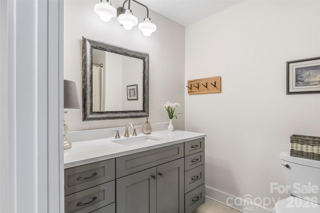 1267 Ten Whigs Ridge, Nebo, NC 28761