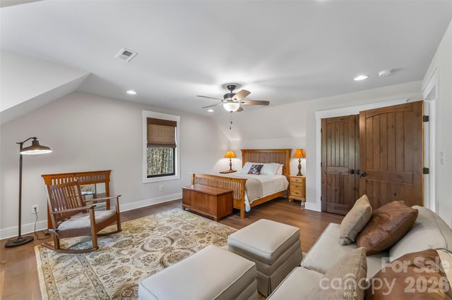 1267 Ten Whigs Ridge, Nebo, NC 28761