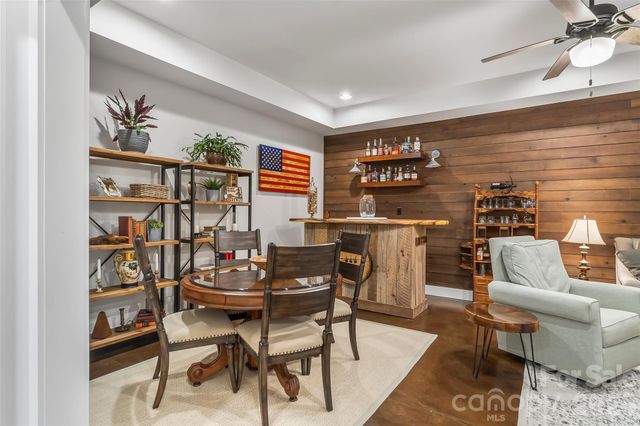 1267 Ten Whigs Ridge, Nebo, NC 28761