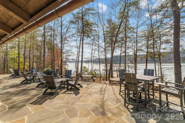1267 Ten Whigs Ridge, Nebo, NC 28761