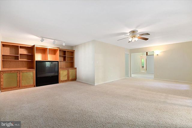 2 EDGEWOOD DR, Ocean Pines, MD 21811