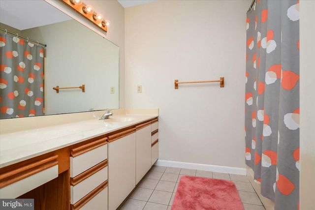 2 EDGEWOOD DR, Ocean Pines, MD 21811