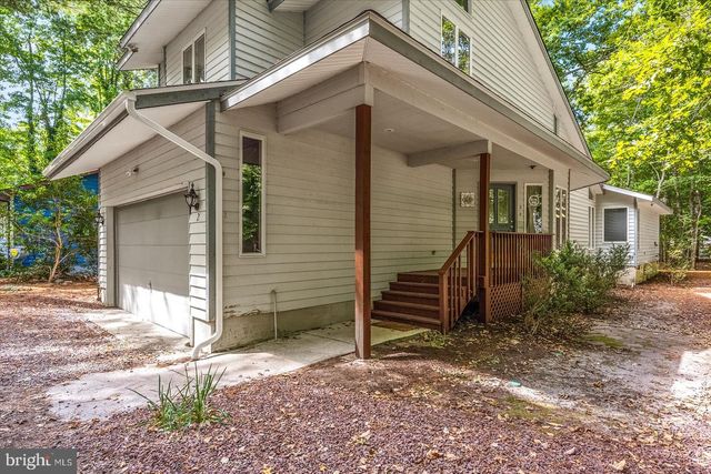 2 EDGEWOOD DR, Ocean Pines, MD 21811