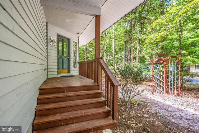 2 EDGEWOOD DR, Ocean Pines, MD 21811