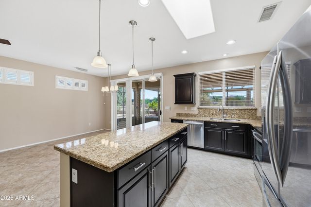 16361 W WILLOW CREEK Lane, Surprise, AZ 85374