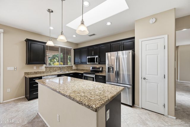 16361 W WILLOW CREEK Lane, Surprise, AZ 85374