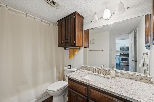 6500 Hickock Drive 5A, Fort Worth, TX 76116