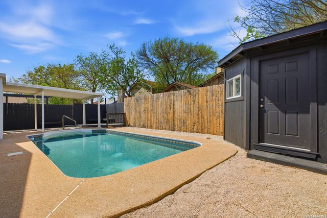 7119 Western Trail, San Antonio, TX 78244