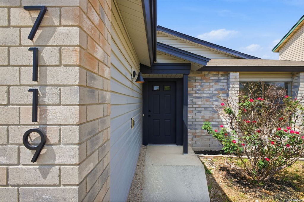 7119 Western Trail, San Antonio, TX 78244