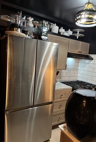 2340 186th Street 7, Lansing, IL 60438