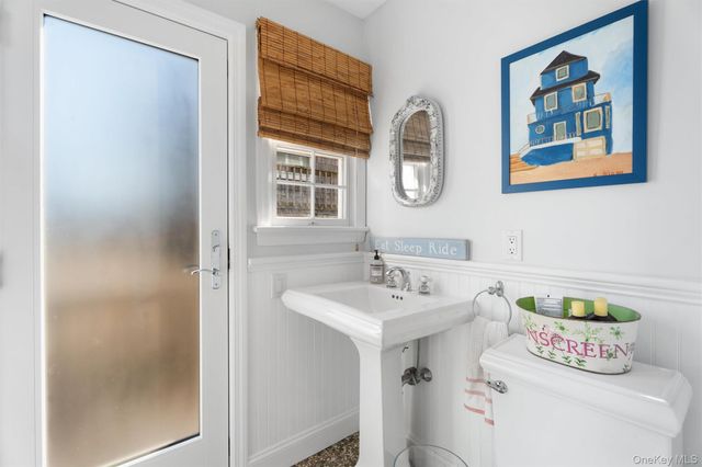 891 Dune Road, Westhampton Dunes, NY 11978