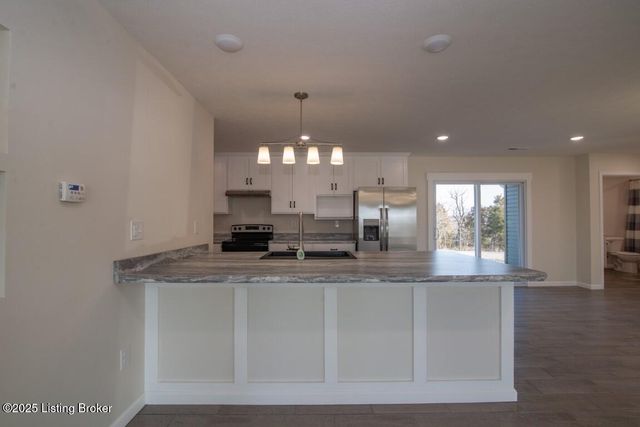 1320 Arnold School Rd, Webster, KY 40176