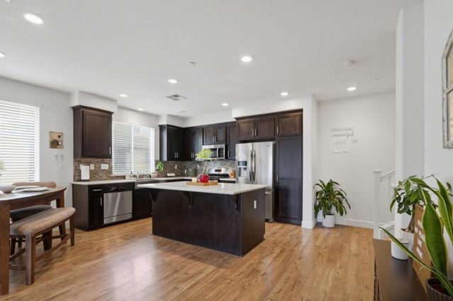 5659 Daylily Street, Newark, CA 94560