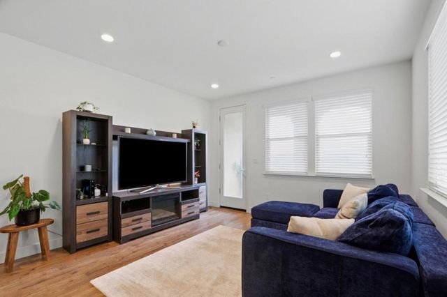 5659 Daylily Street, Newark, CA 94560