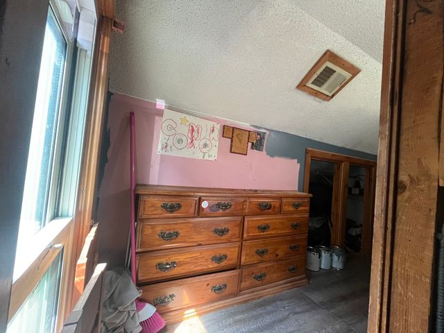 104 Balis St, Springfield, MA 01109