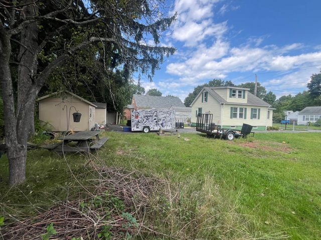 104 Balis St, Springfield, MA 01109