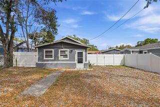 920 E ANNIE STREET, Tampa, FL 33612