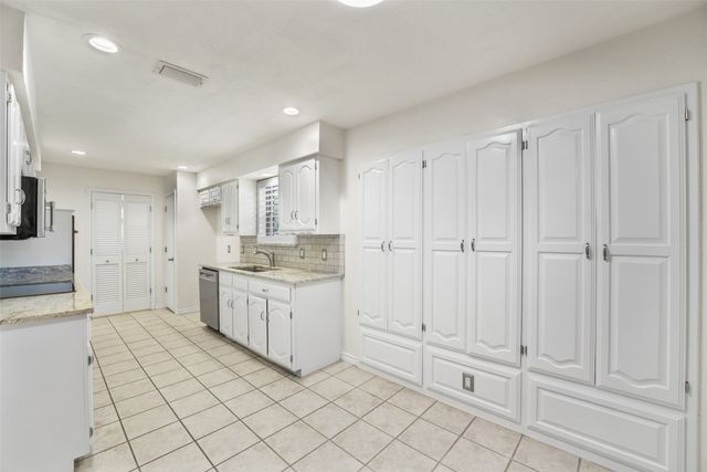 807 Lake Meadows Drive, Rockwall, TX 75087
