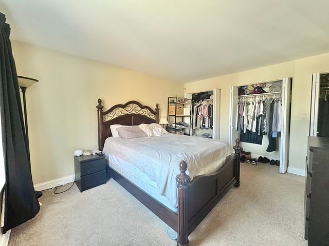 3217 W Bryn Mawr Avenue 201, Chicago, IL 60659