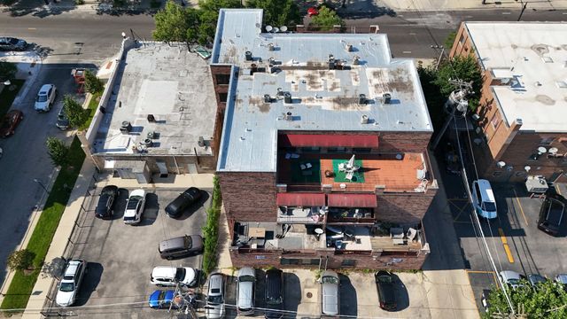 3217 W Bryn Mawr Avenue 201, Chicago, IL 60659