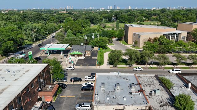 3217 W Bryn Mawr Avenue 201, Chicago, IL 60659